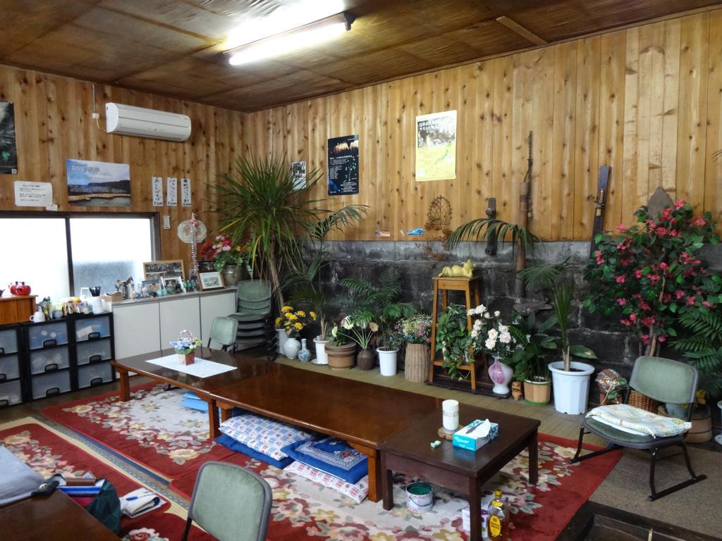 ホテル ガーデン荘 八丈町 エクステリア 写真